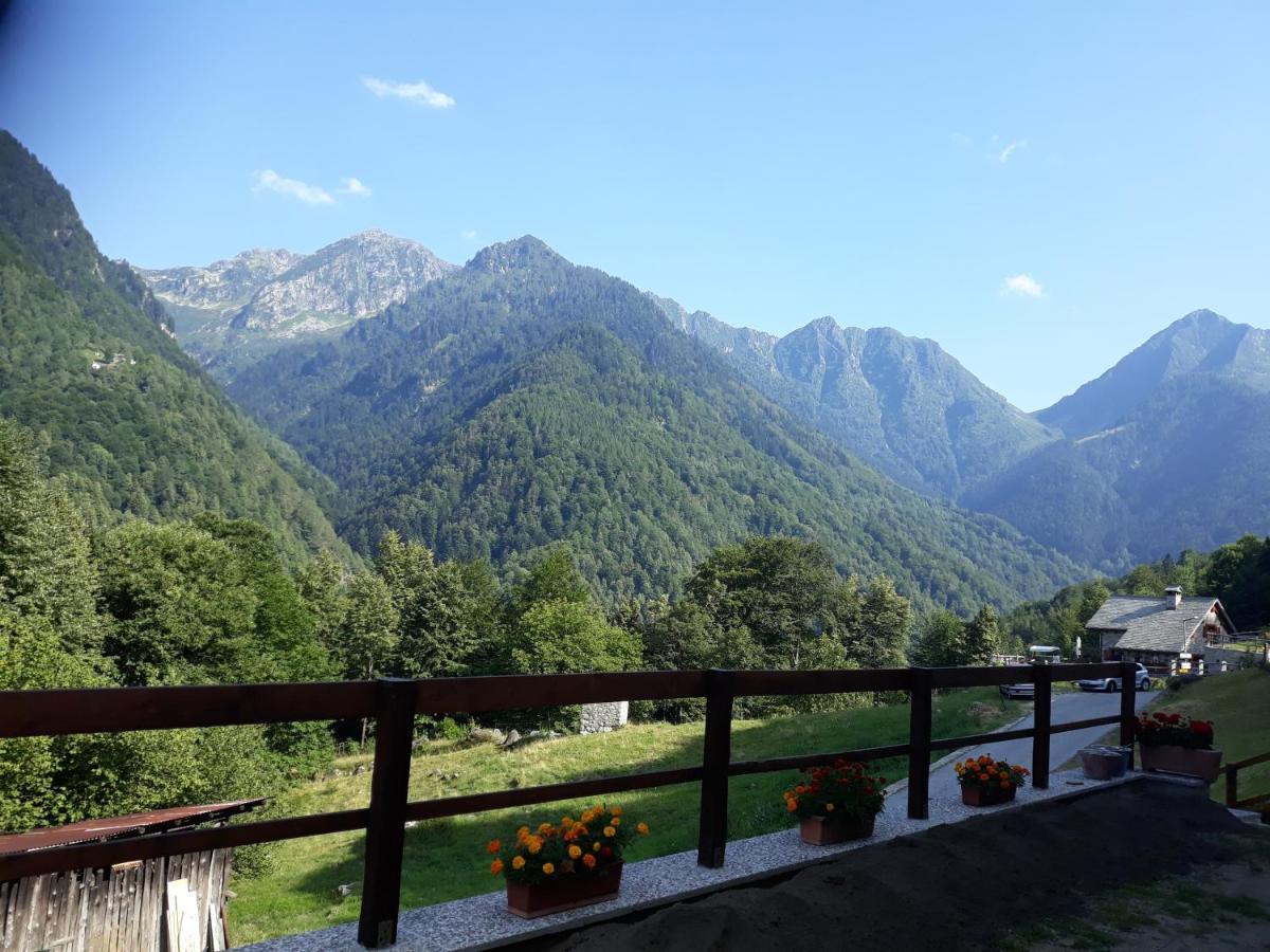 Casa All'Alpe Gaggetto B & B Anzino Exterior photo